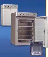 hepa_clean_co2_incubators.jpg (8659 octets)